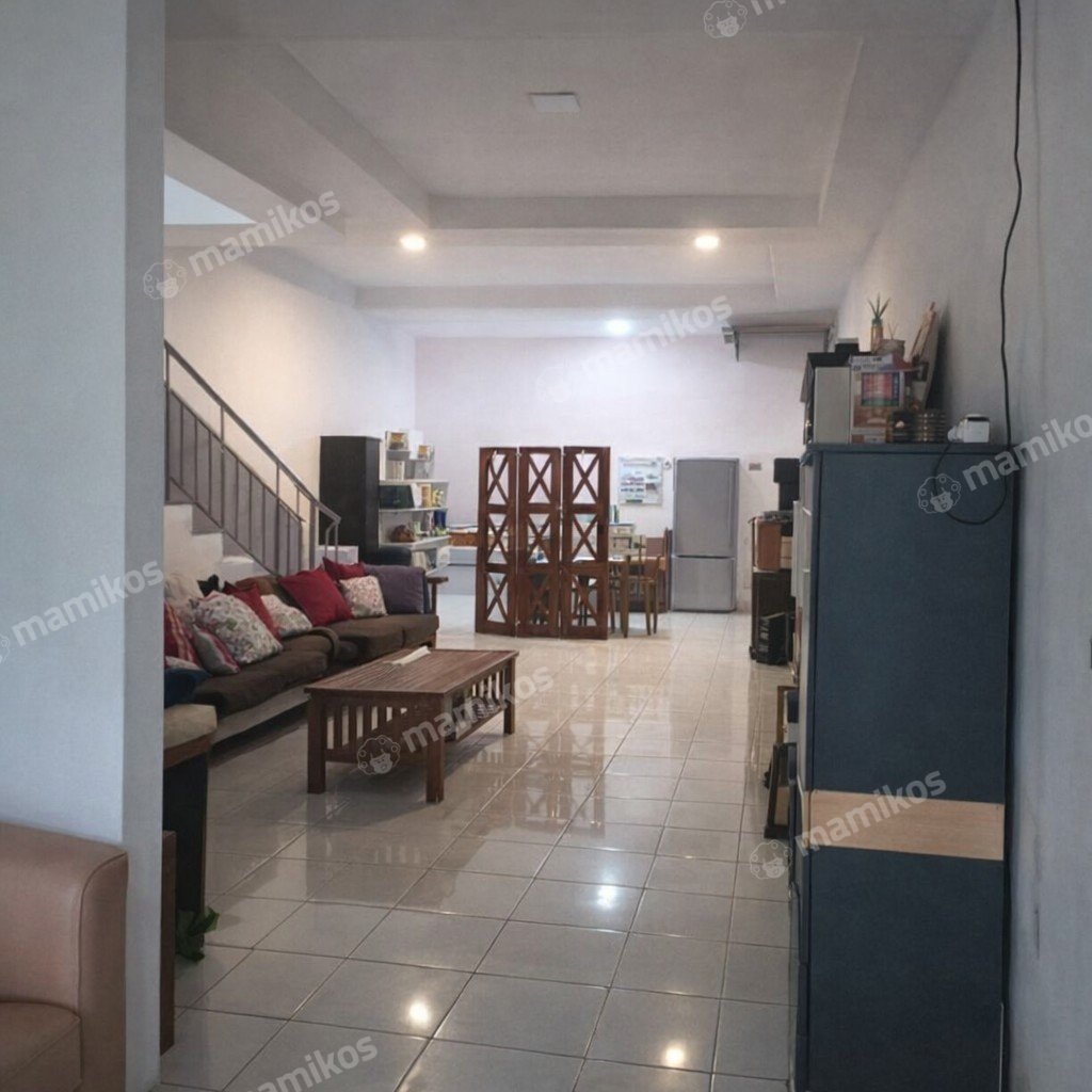 Rumah Sertifikat SHM 3 Kamar Tidur 3 Kamar Mandi Intercon Jakarta Barat - Photo 3