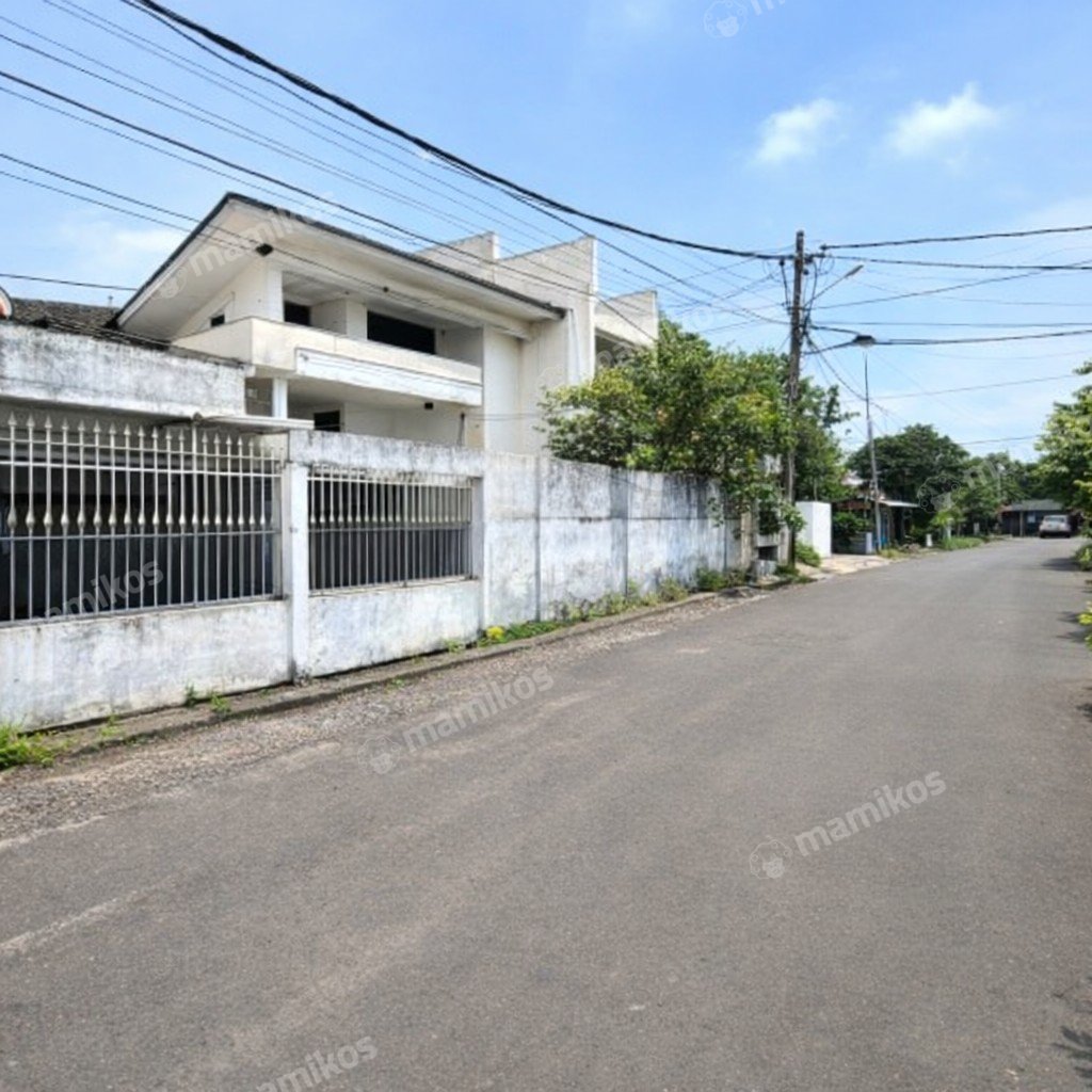 Rumah Sertifikat SHM 4 Kamar Tidur 3 Kamar Mandi Tebet Jakarta Selatan - Photo 5