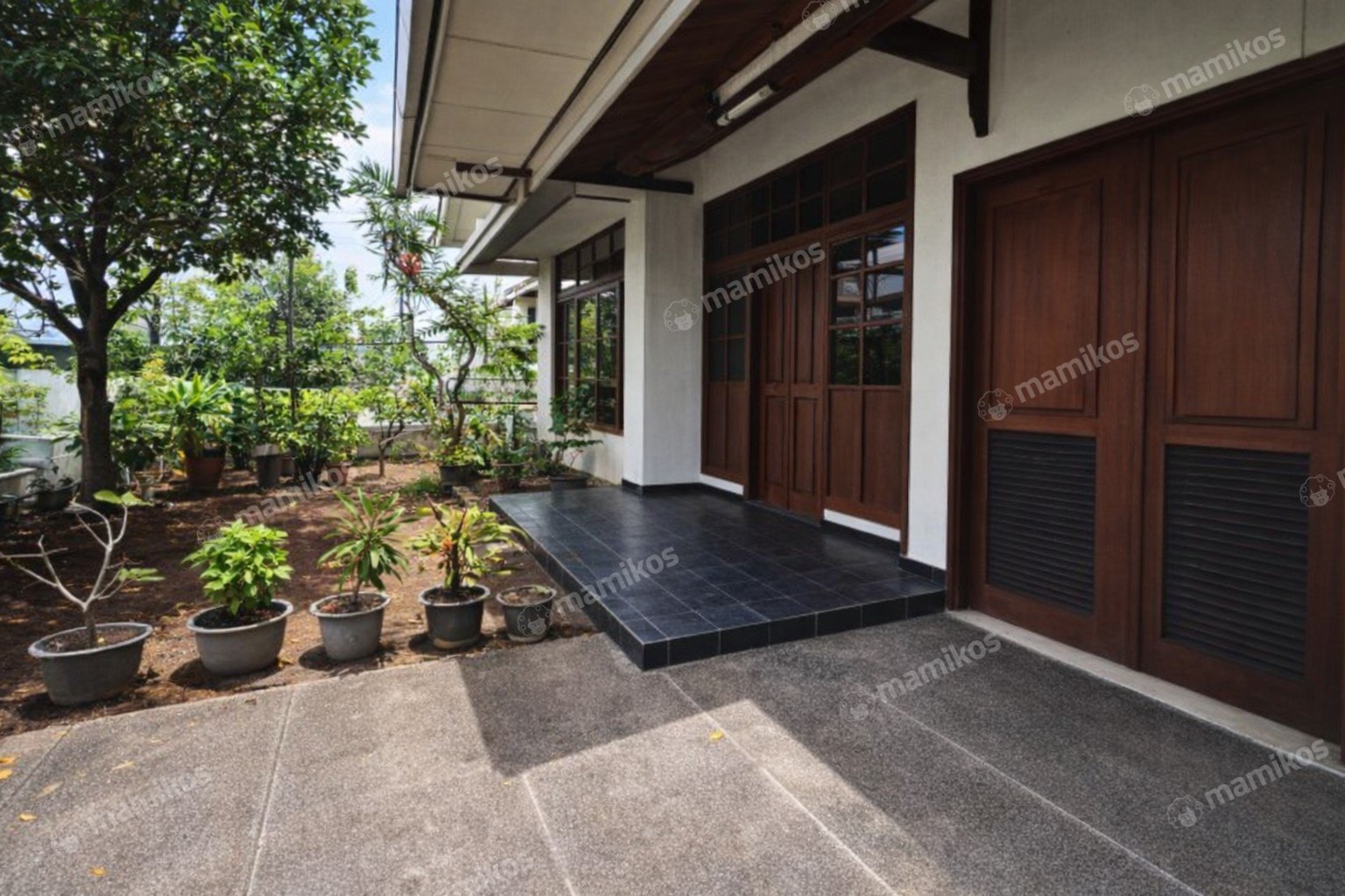 Rumah Sertifikat SHM 3 Kamar Tidur 2 Kamar Mandi Puri Indah Jakarta Barat - Photo 2