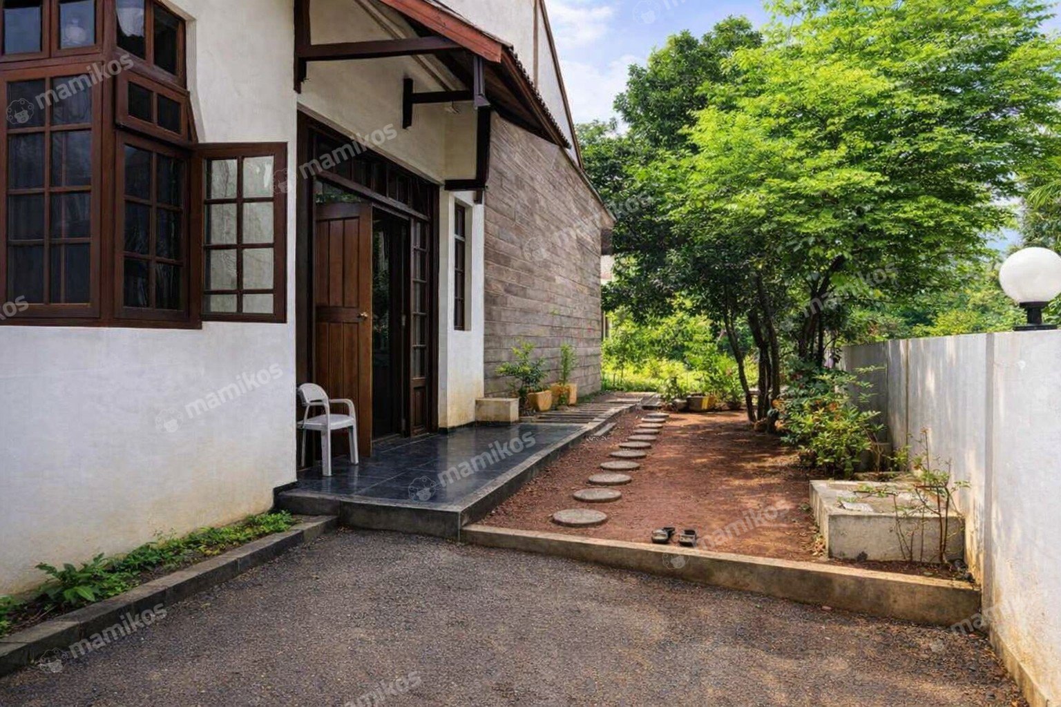 Rumah Sertifikat SHM 3 Kamar Tidur 2 Kamar Mandi Puri Indah Jakarta Barat - Photo 3