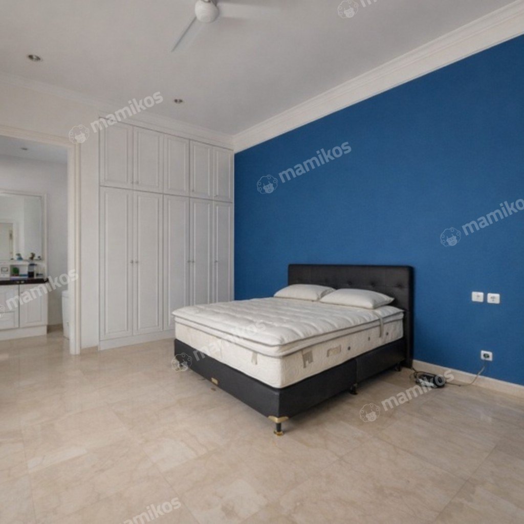 Rumah Sertifikat SHM 6 Kamar Tidur 4 Kamar Mandi Kemang Jakarta Selatan - Photo 5