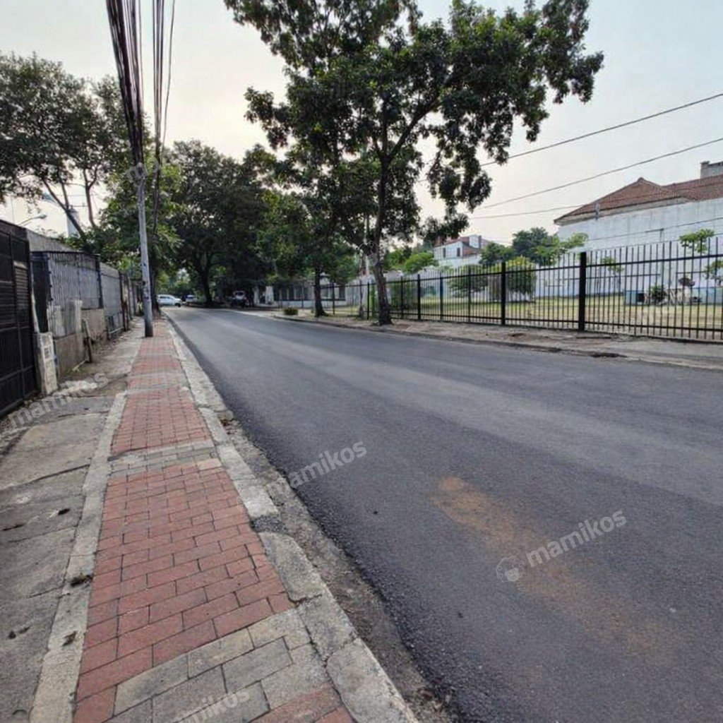 Rumah Sertifikat SHM 5 Kamar Tidur 2 Kamar Mandi Kebayoran Baru Jakarta Selatan - Photo 4