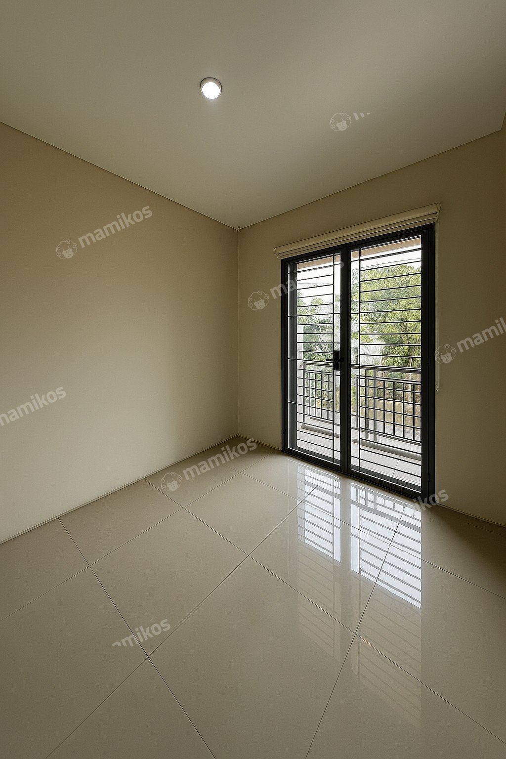 Rumah Sertifikat SHM 3 Kamar Tidur 3 Kamar Mandi Joglo Jakarta Barat - Photo 4