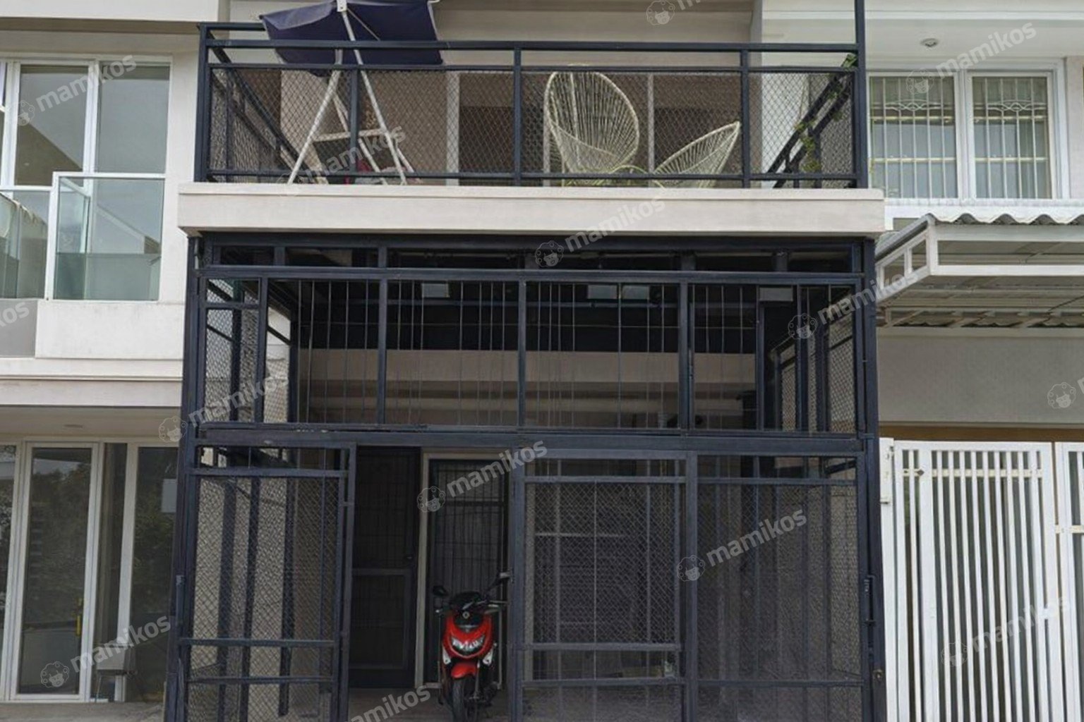 Rumah Baru Sertifikat SHM 2 Kamar Tidur Taman Surya Jakarta Barat