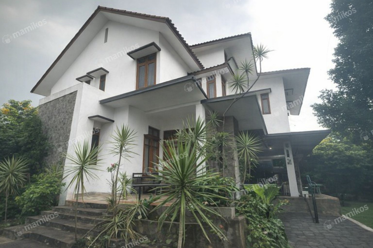 Rumah Sertifikat SHM 1 Lantai Kramat Jati Jakarta Timur
