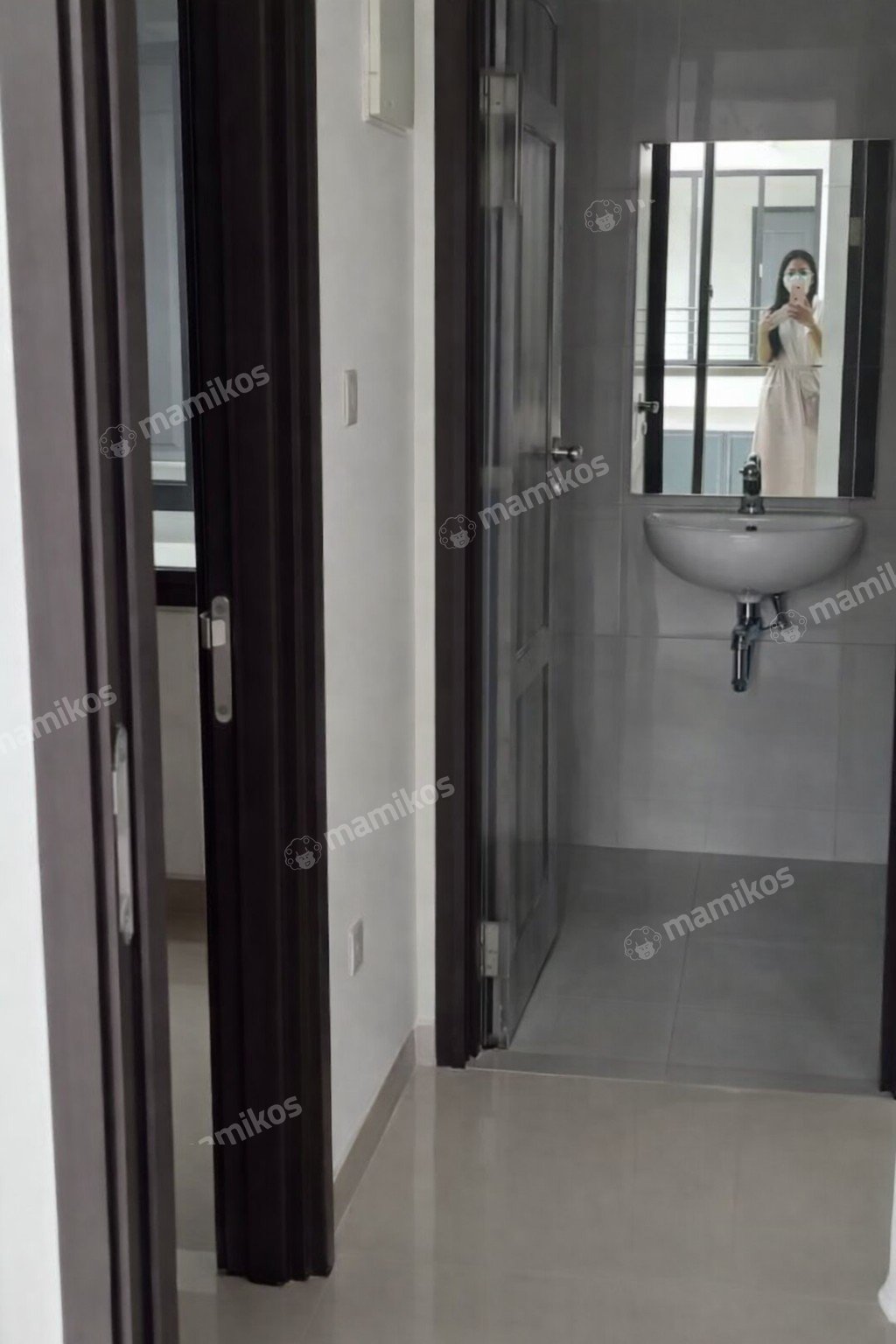 Rumah 2 Kamar Tidur 2 Kamar Mandi 2 Lantai Pantai Indah Kapuk 2 Jakarta Utara - Photo 5