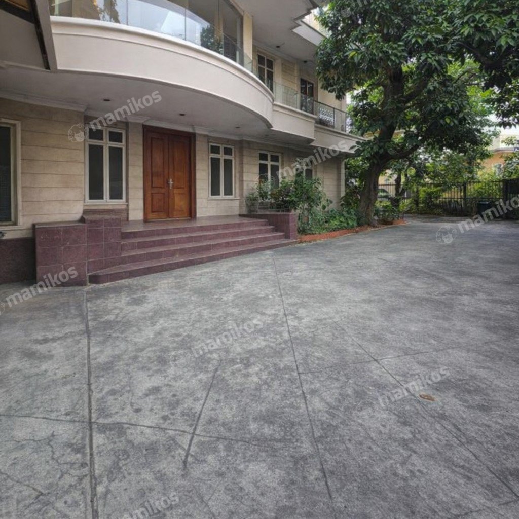 Rumah Sertifikat SHM 4 Kamar Tidur 4 Kamar Mandi Puri Indah Jakarta Barat - Photo 2