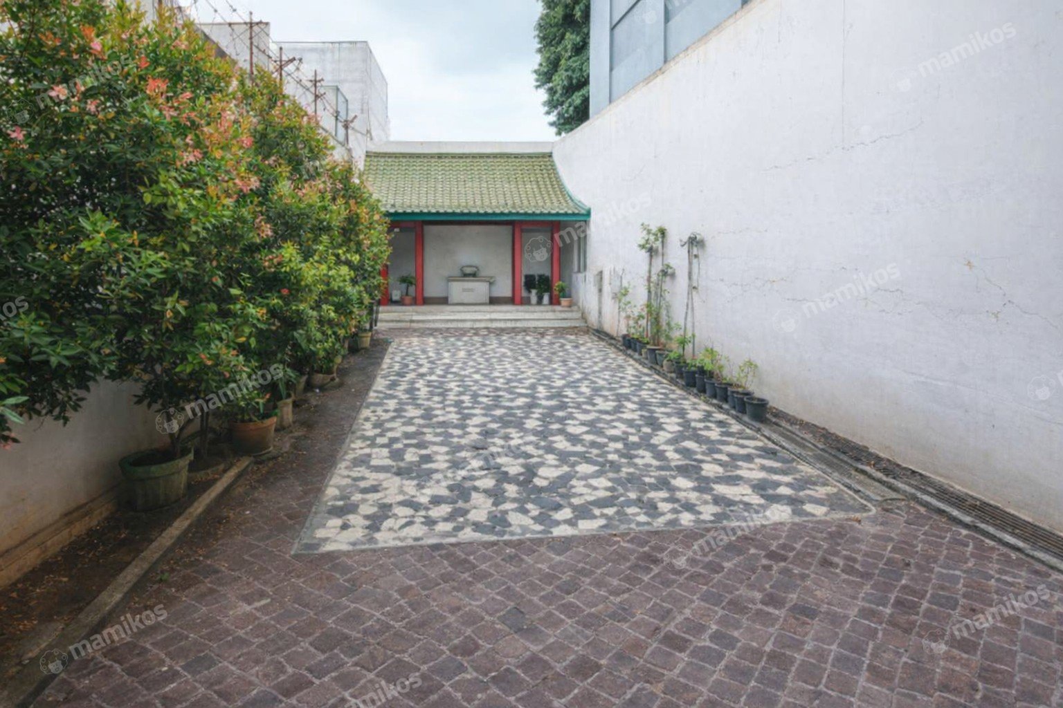 Rumah Sertifikat SHM 4 Kamar Tidur 4 Kamar Mandi Kebon Jeruk Jakarta Barat - Photo 4