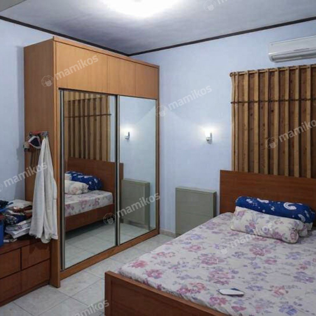 Rumah Sertifikat SHM 4 Kamar Tidur 3 Kamar Mandi Palmerah Jakarta Barat - Photo 4