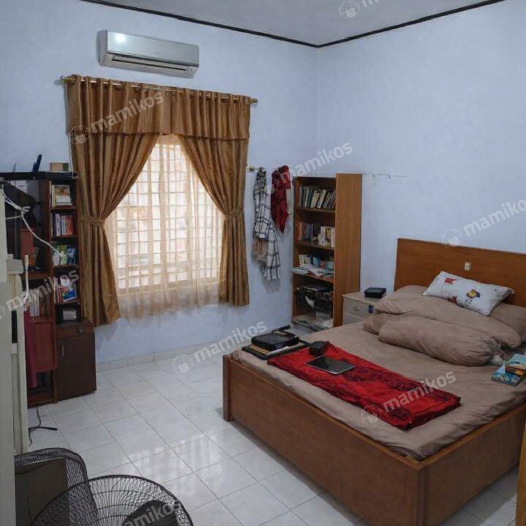 Rumah Sertifikat SHM 4 Kamar Tidur 3 Kamar Mandi Palmerah Jakarta Barat - Photo 5