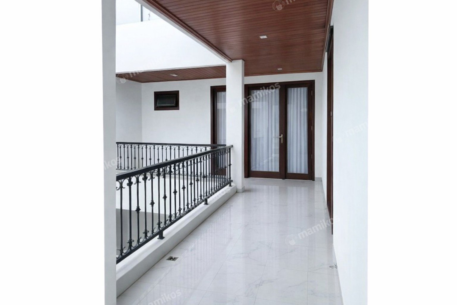 Rumah Sertifikat SHM 6 Kamar Tidur 4 Kamar Mandi Citra Grand Jakarta Timur - Photo 5