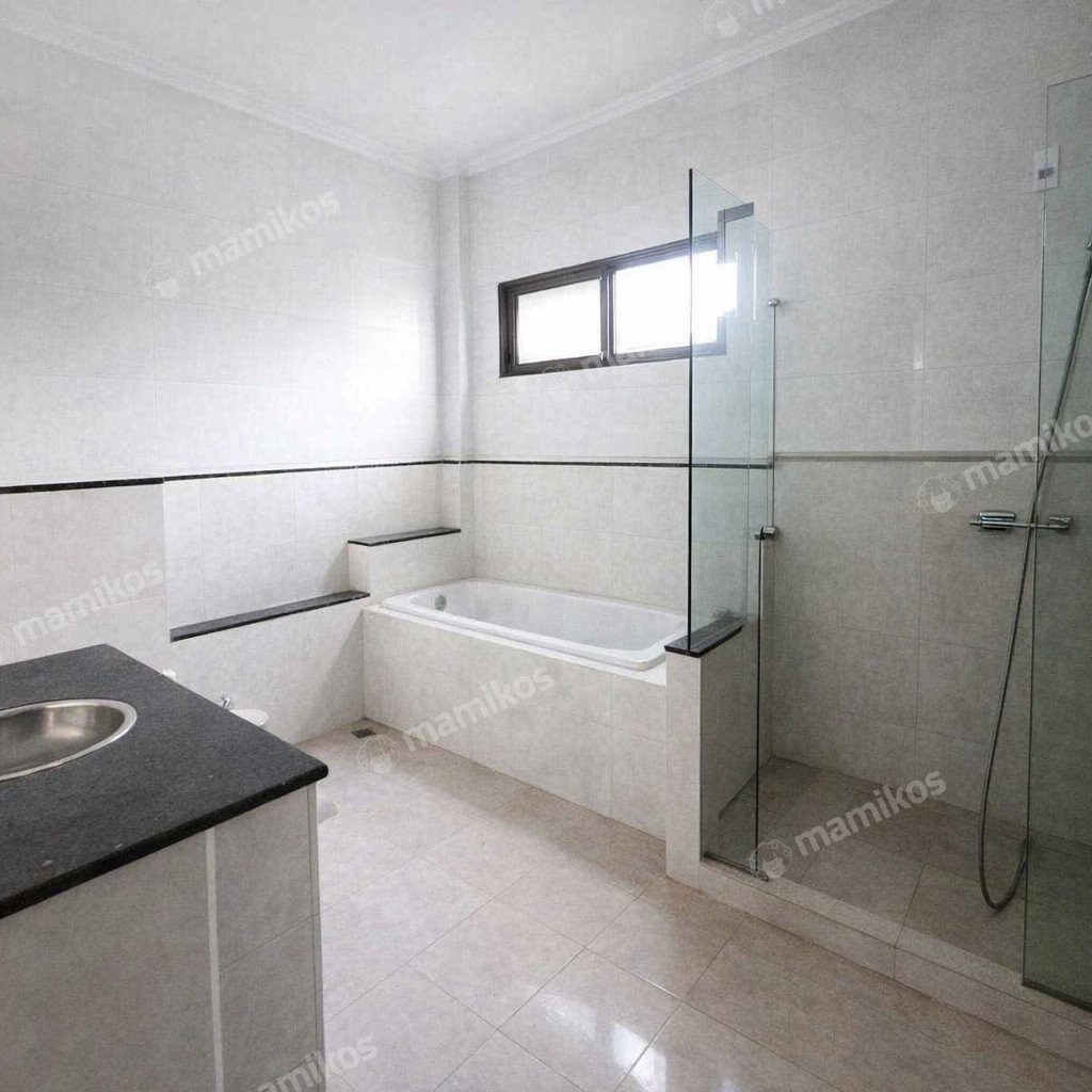 Rumah Sertifikat SHM 4 Kamar Tidur 3 Kamar Mandi Pondok Indah Jakarta Selatan - Photo 3