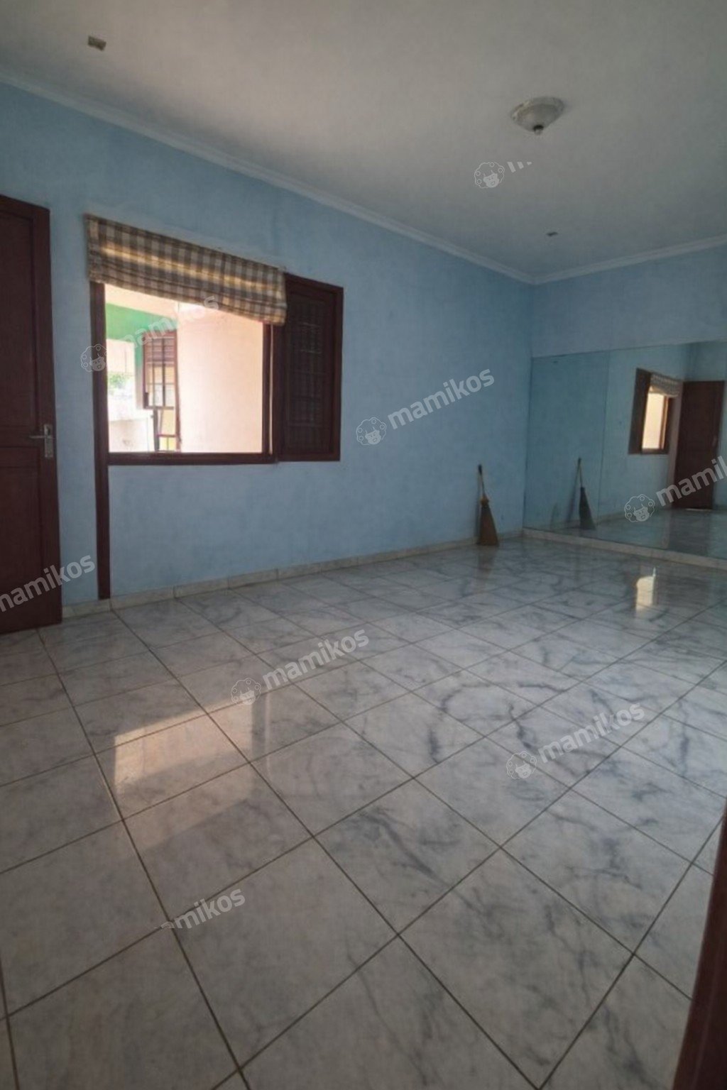 Rumah Sertifikat SHM 6 Kamar Tidur 5 Kamar Mandi Cilandak Jakarta Selatan - Photo 3