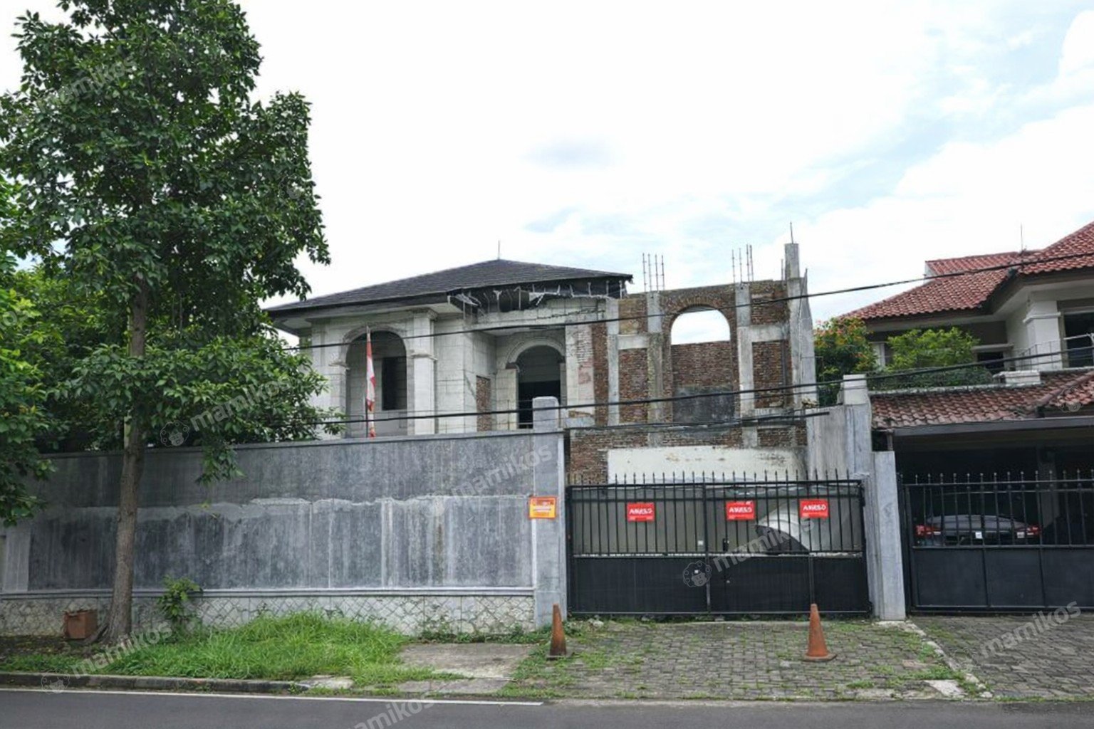 Rumah Sertifikat SHM 1 Kamar Tidur 1 Kamar Mandi Pondok Indah Jakarta Selatan