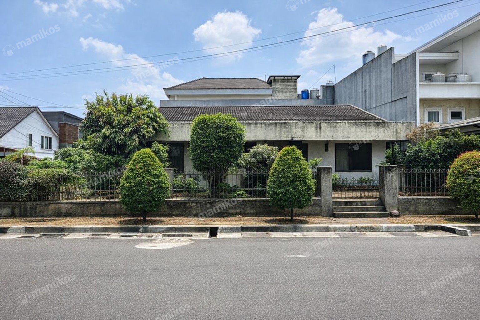 Rumah Sertifikat SHM 3 Kamar Tidur 3 Kamar Mandi Pondok Indah Jakarta Selatan