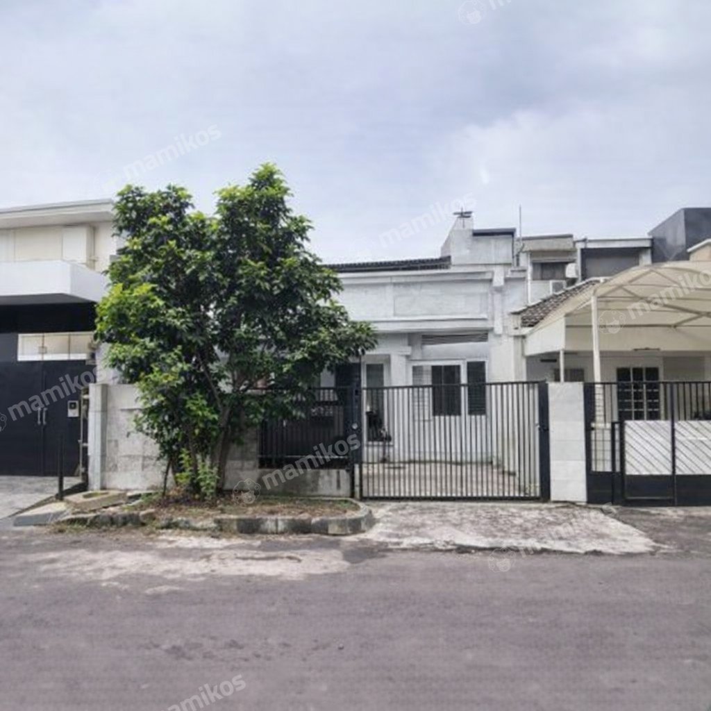 Rumah Sertifikat SHM 4 Kamar Tidur 2 Kamar Mandi Intercon Jakarta Barat - Photo 4