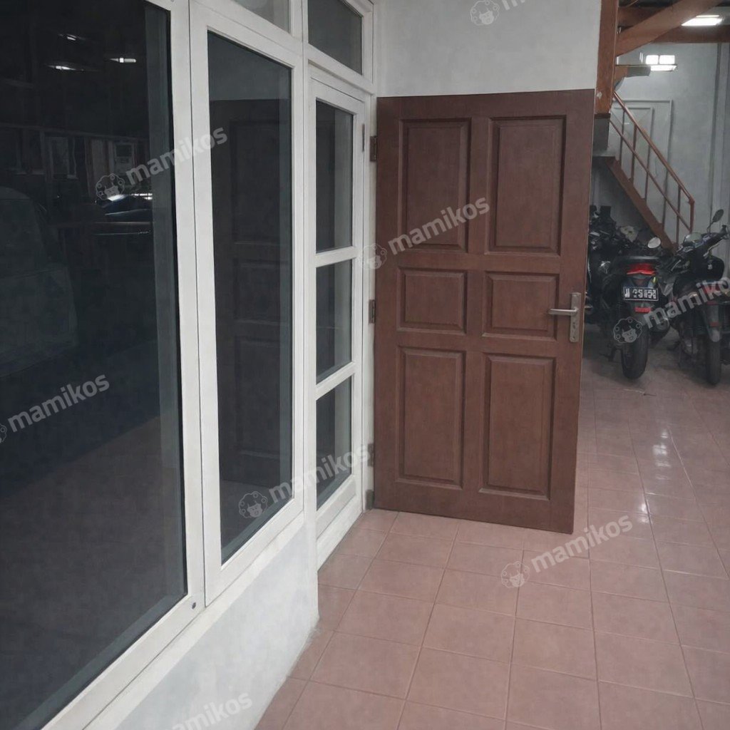 Rumah Sertifikat SHM 1 Lantai Jelambar Jakarta Barat - Photo 2