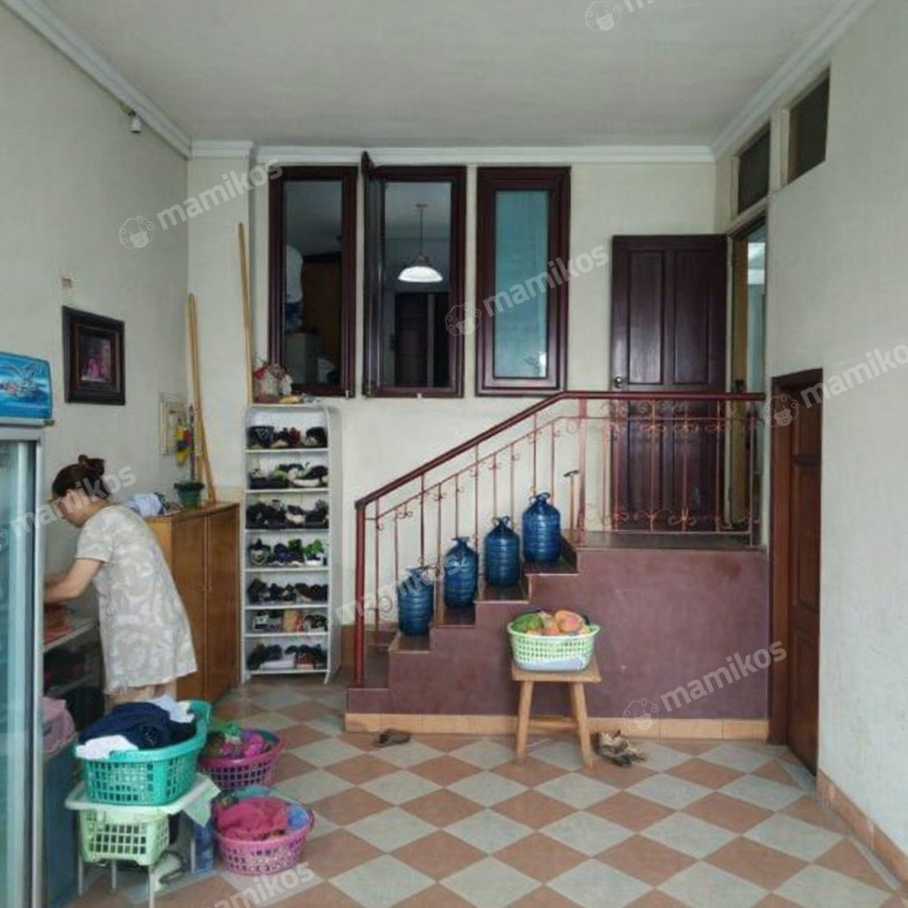 Rumah Sertifikat SHM 5 Kamar Tidur 5 Kamar Mandi Tebet Jakarta Selatan - Photo 4