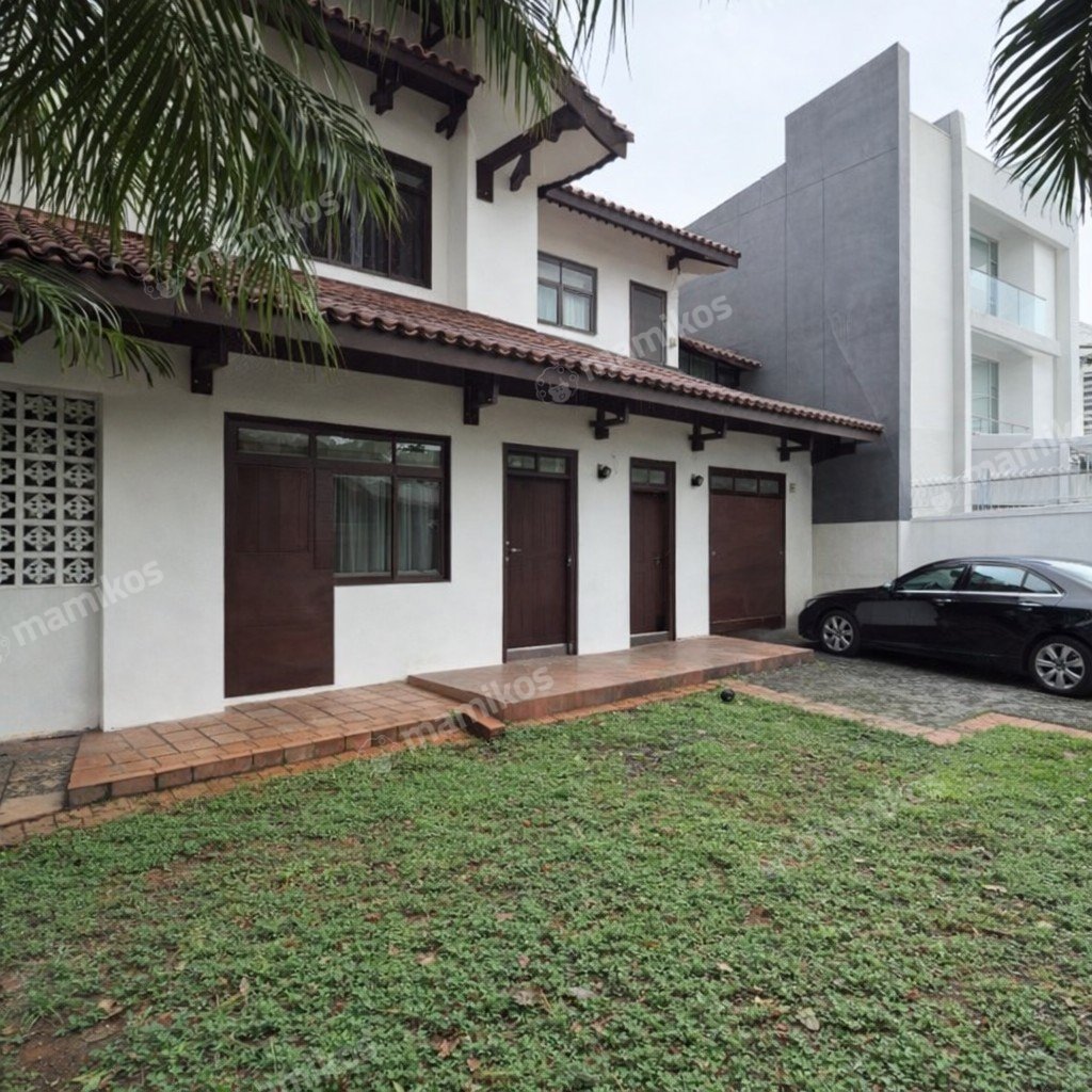 Rumah Sertifikat SHM 4 Kamar Tidur 3 Kamar Mandi Pondok Indah Jakarta Selatan - Photo 3