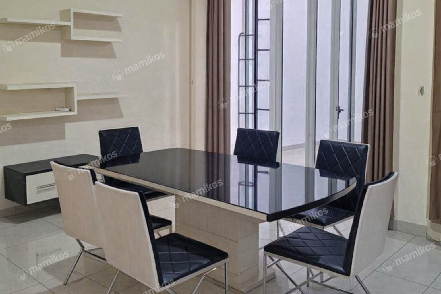 Rumah Sertifikat SHM 3 Kamar Tidur 2 Kamar Mandi Taman Palem Jakarta Barat
