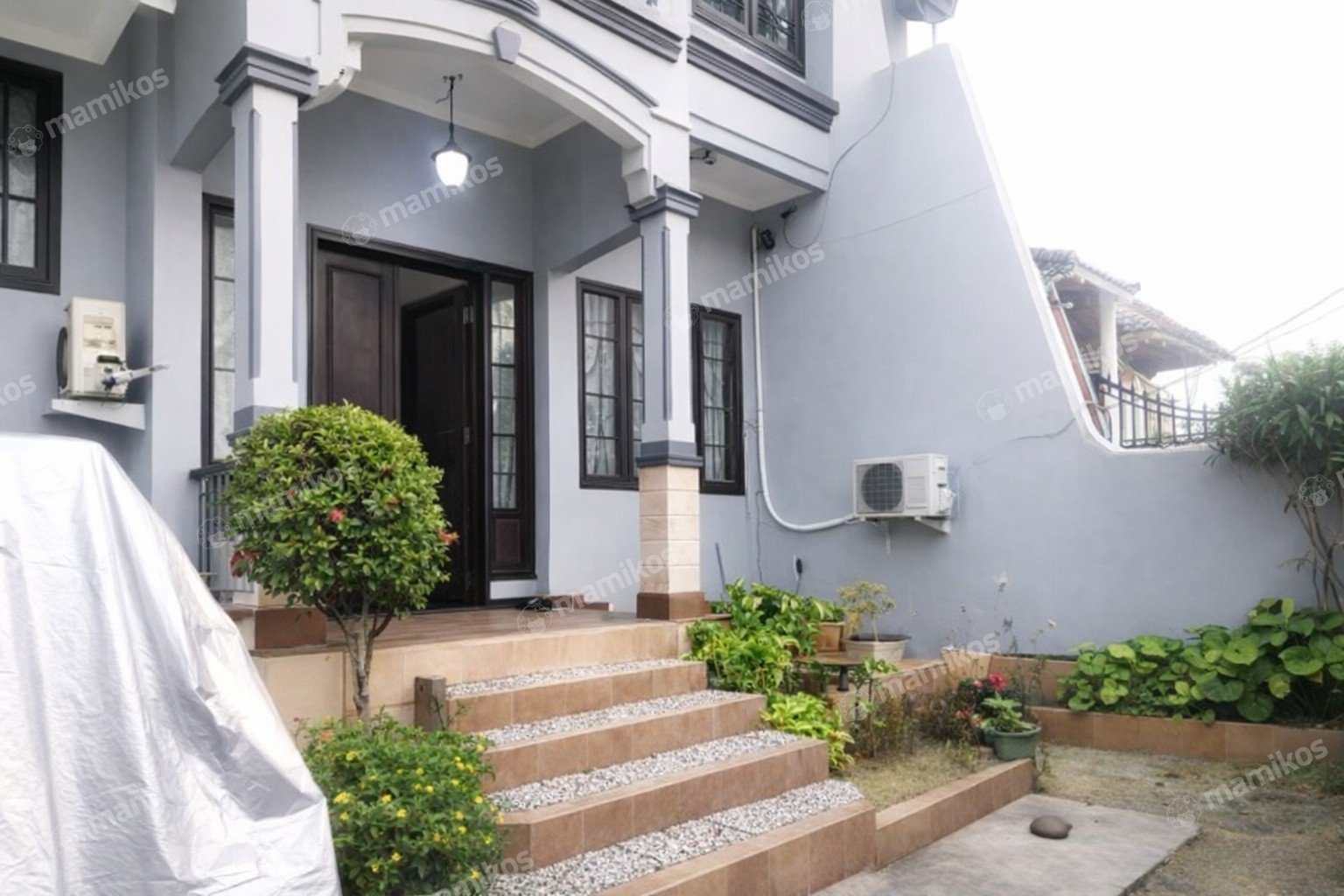 Rumah Sertifikat SHM 4 Kamar Tidur 4 Kamar Mandi Tanjung Duren Jakarta Barat