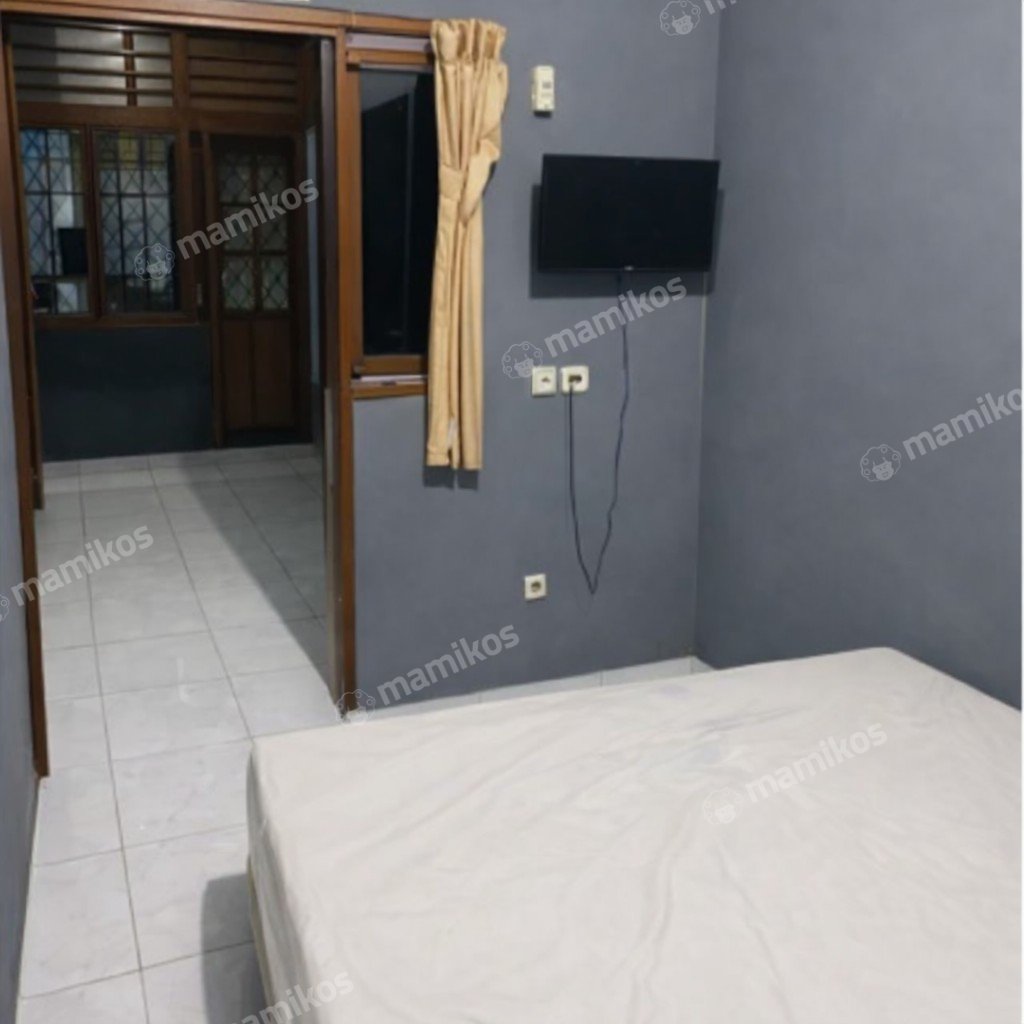Rumah Sertifikat SHM 22 Kamar Tidur 17 Kamar Mandi Cipinang Jakarta Timur - Photo 4