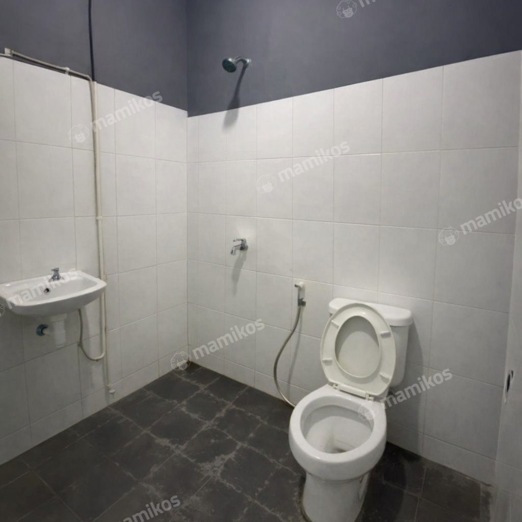 Rumah Sertifikat SHM 22 Kamar Tidur 17 Kamar Mandi Cipinang Jakarta Timur - Photo 5