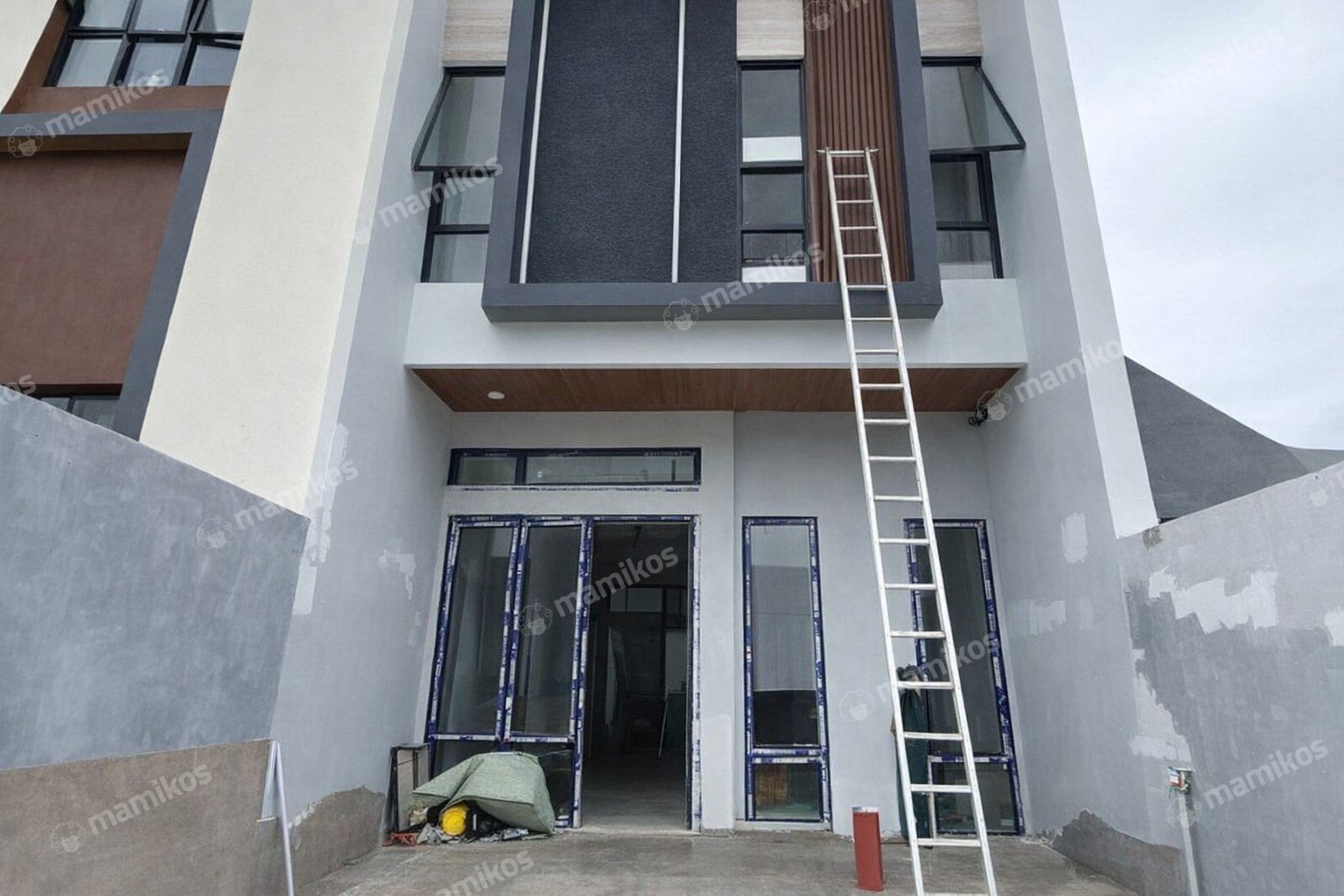 Rumah 4KT 3KM Metland Puri Jakarta Barat