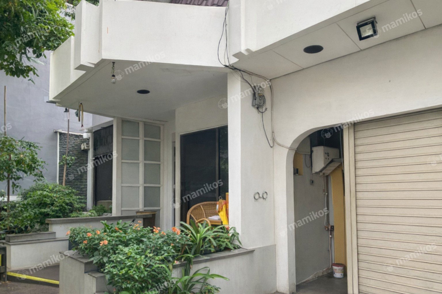Rumah Sertifikat SHM 4 Kamar Tidur 3 Kamar Mandi Kedoya Selatan Jakarta Barat