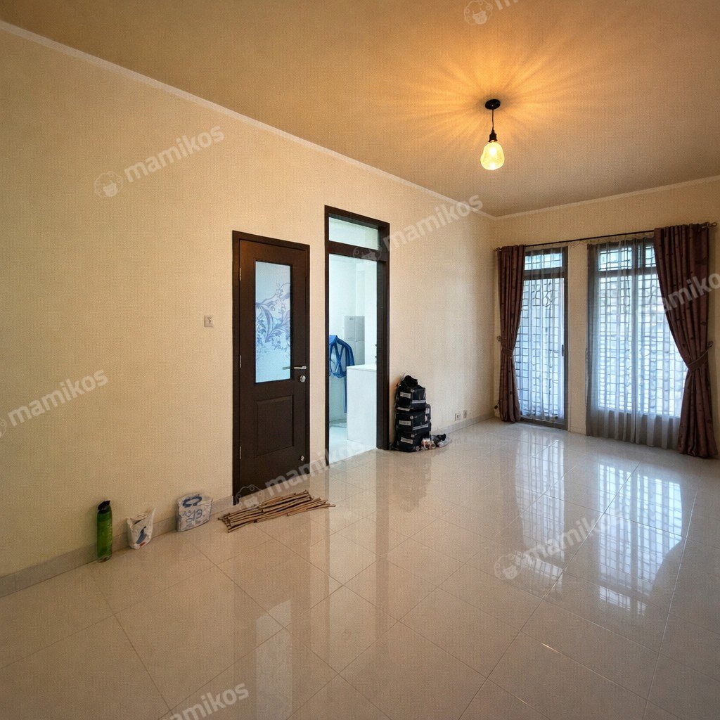 Rumah Sertifikat SHM 4 Kamar Tidur 4 Kamar Mandi Taman Ratu Jakarta Barat - Photo 3