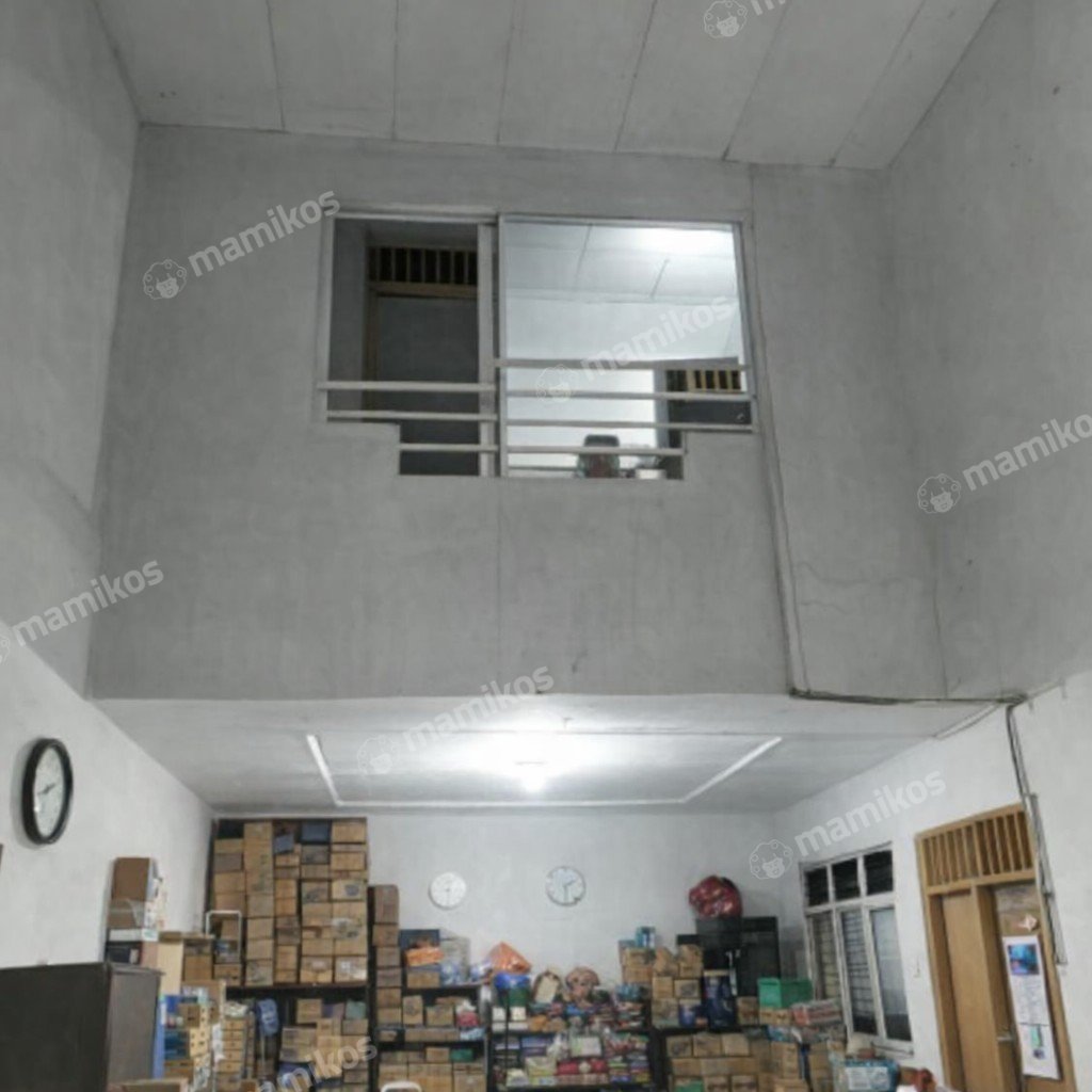 Rumah Sertifikat SHM 6 Kamar Tidur 5 Kamar Mandi Tomang Jakarta Barat - Photo 3