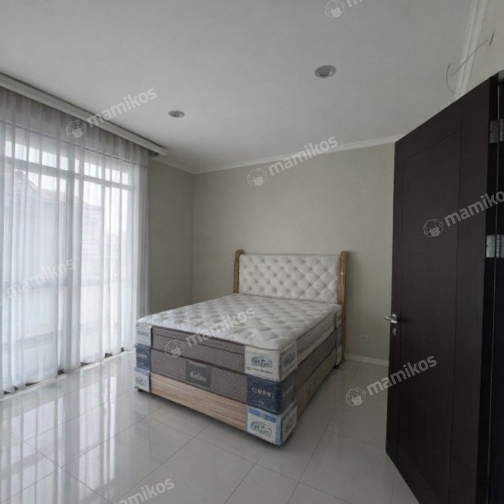 Rumah Sertifikat SHM 3 Kamar Tidur 2 Kamar Mandi Cibubur Jakarta Timur - Photo 3