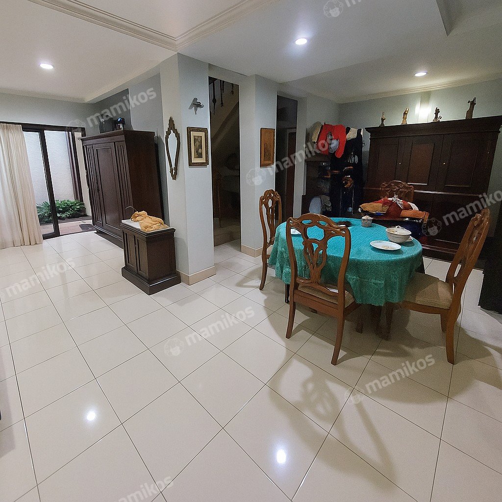 Rumah Sertifikat SHM 6 Kamar Tidur 3 Kamar Mandi Kebayoran Baru Jakarta Selatan - Photo 2