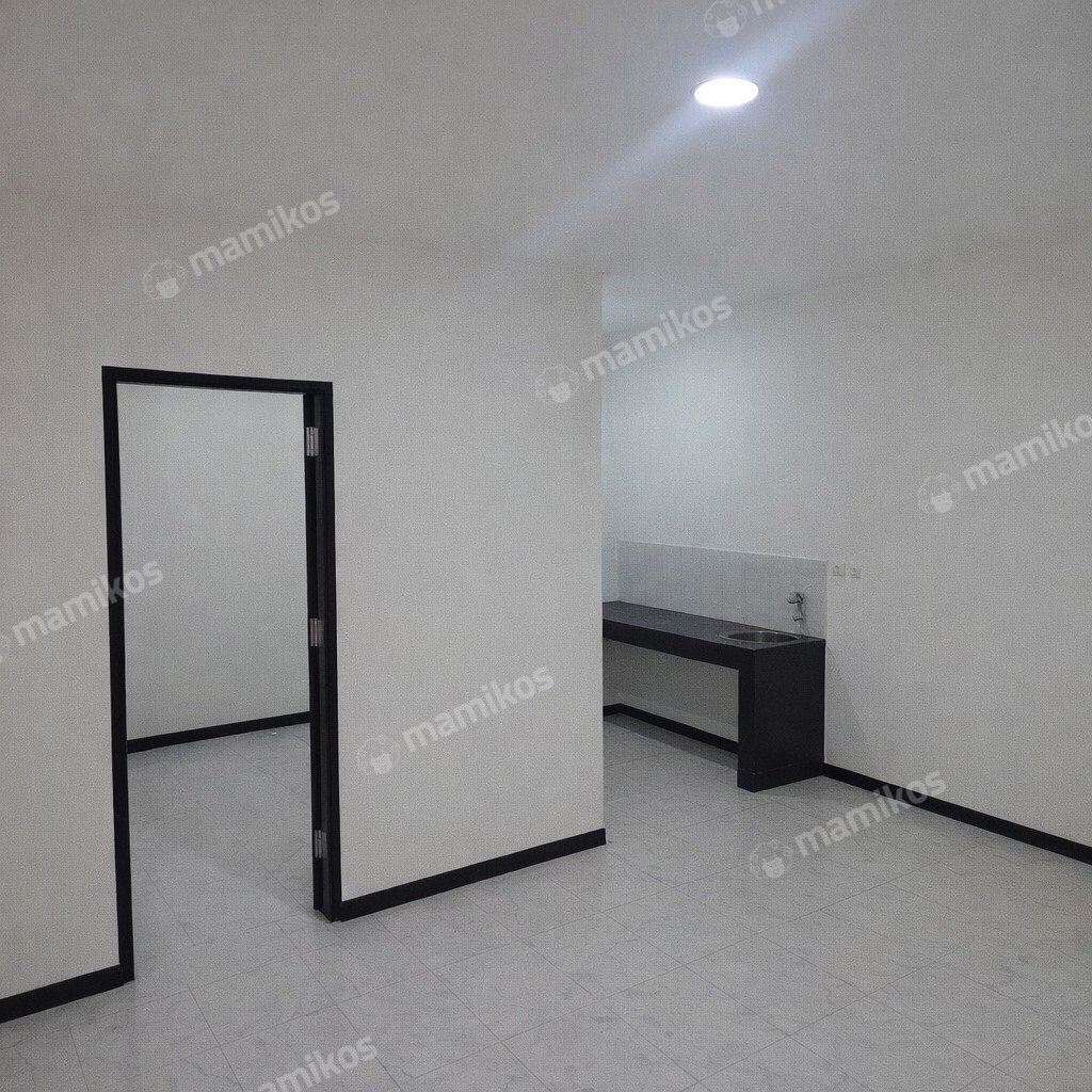 Rumah Sertifikat SHM 3 Kamar Tidur 2 Kamar Mandi Citra Garden Jakarta Barat - Photo 2