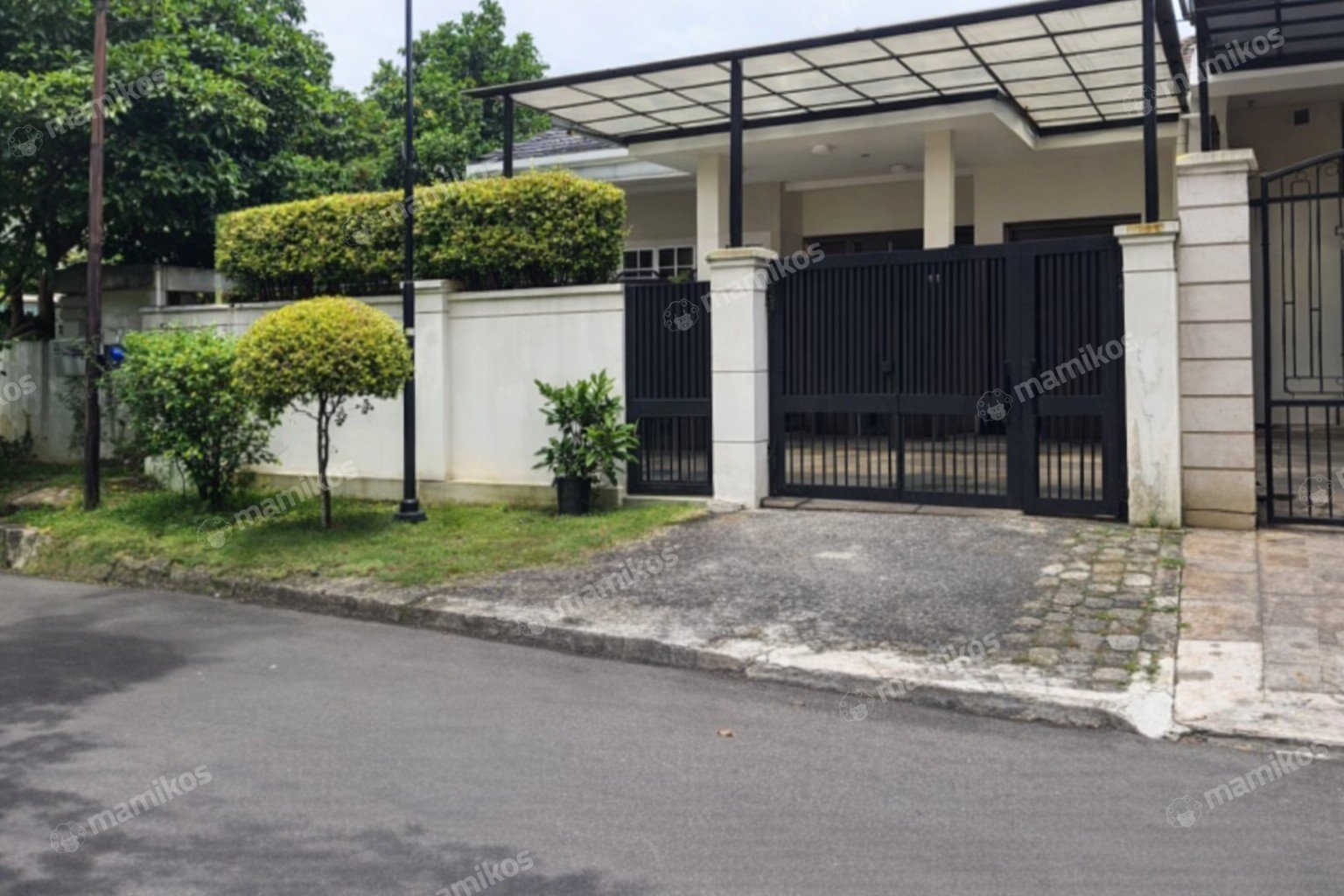 Rumah Sertifikat SHM 3 Kamar Tidur 2 Kamar Mandi Pondok Indah Jakarta Selatan
