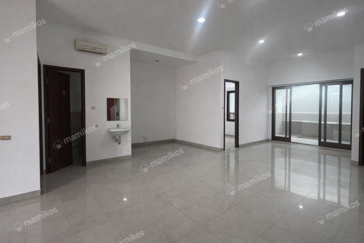 Rumah Sertifikat SHM 3 Kamar Tidur 2 Kamar Mandi Meruya Jakarta Barat