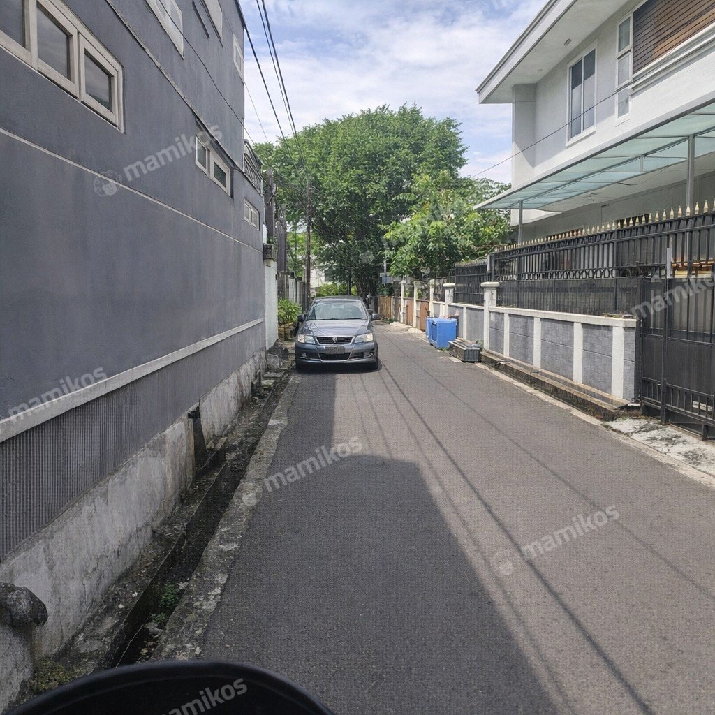 Rumah Sertifikat SHM 3 Kamar Tidur 2 Kamar Mandi Tomang Jakarta Barat - Photo 3