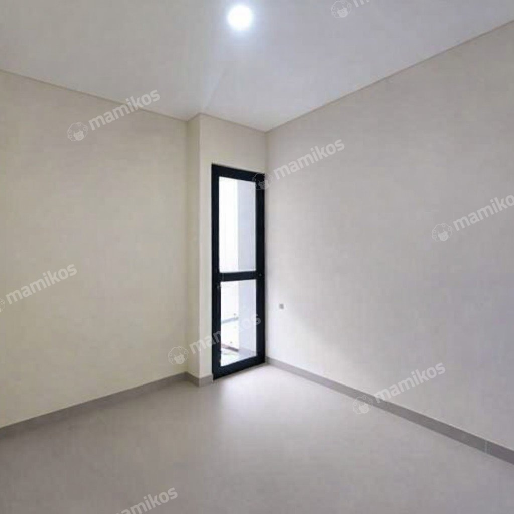 Rumah Sertifikat SHM 4 Kamar Tidur 4 Kamar Mandi Sunrise Garden Jakarta Barat - Photo 2