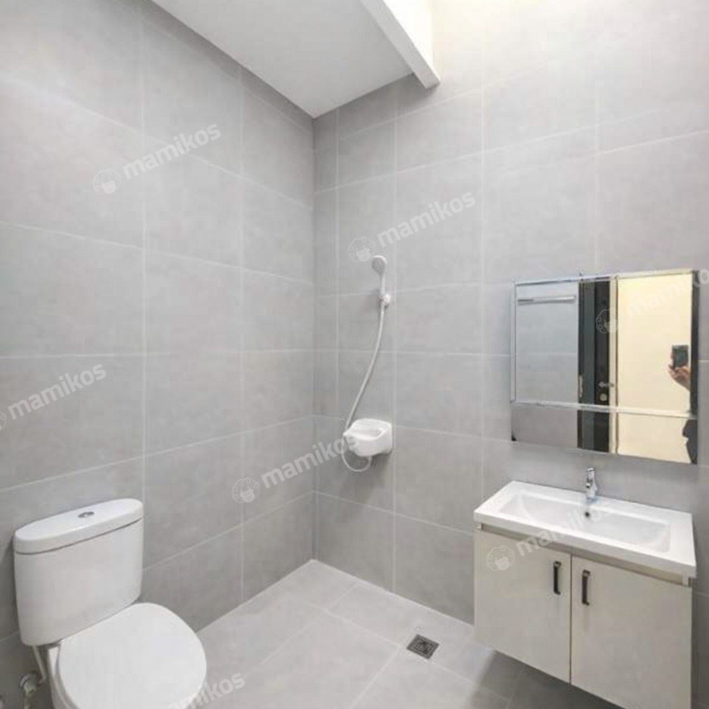 Rumah Sertifikat SHM 4 Kamar Tidur 4 Kamar Mandi Sunrise Garden Jakarta Barat - Photo 5