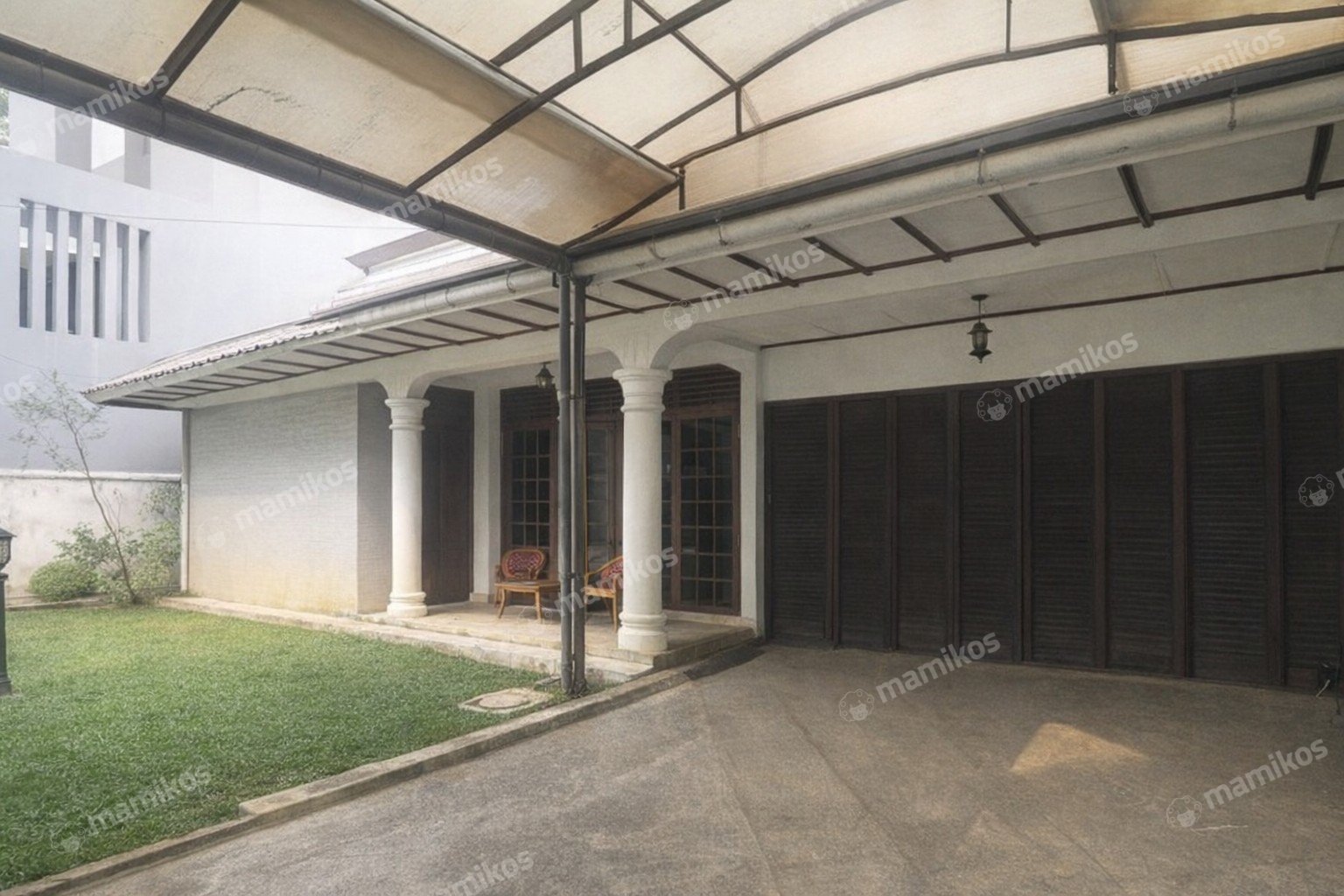 Rumah Sertifikat SHM 5 Kamar Tidur 3 Kamar Mandi Kuningan Jakarta Selatan