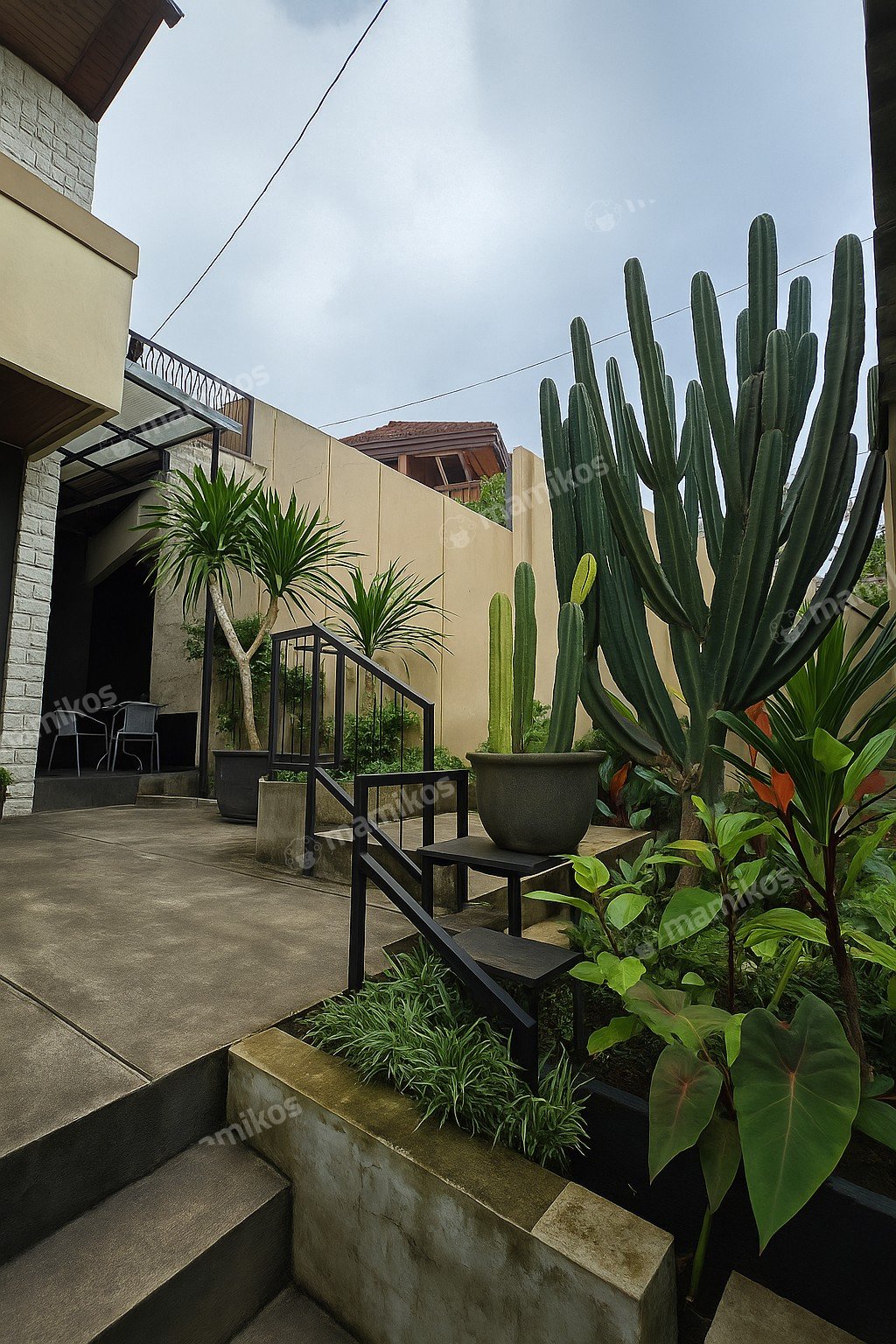 Rumah Sertifikat HGB 4 Kamar Tidur 3 Kamar Mandi Joglo Jakarta Barat - Photo 3
