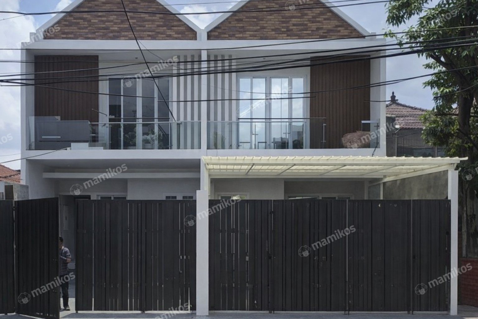 Rumah Sertifikat SHM 5 Kamar Tidur 4 Kamar Mandi Kedoya Jakarta Barat