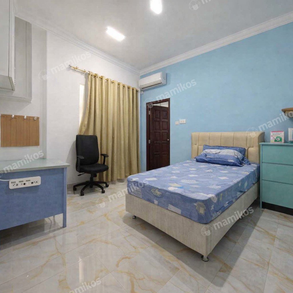 Rumah Sertifikat SHM 5 Kamar Tidur 3 Kamar Mandi Intercon Jakarta Barat - Photo 4