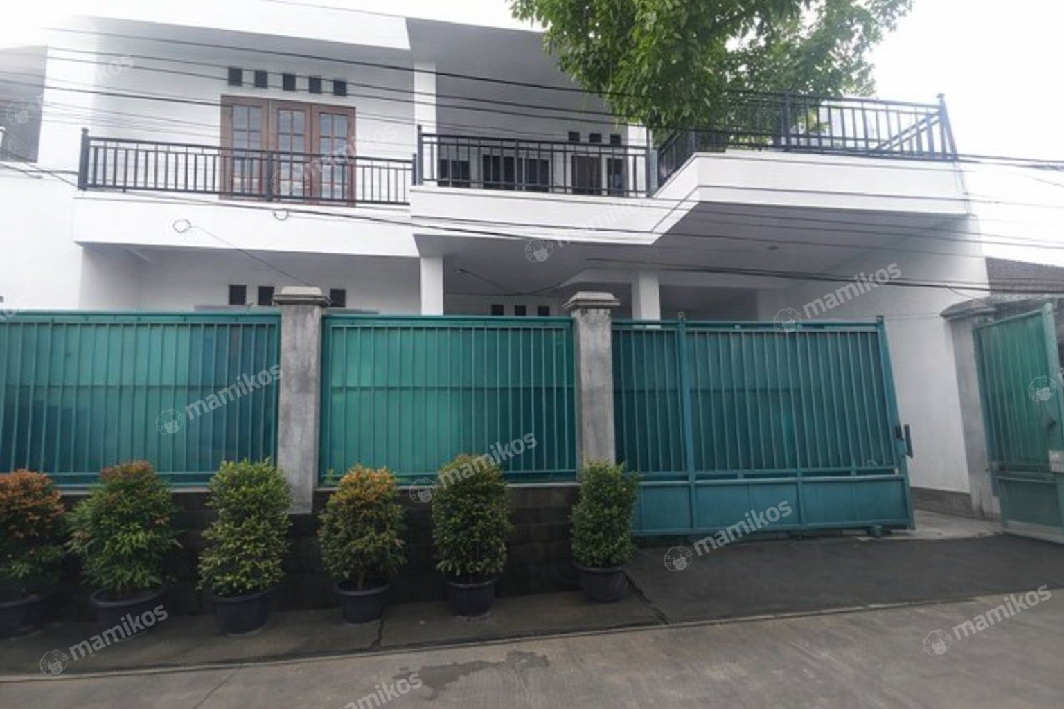 Rumah Sertifikat SHM 4 Kamar Tidur 3 Kamar Mandi Duren Sawit Jakarta Timur