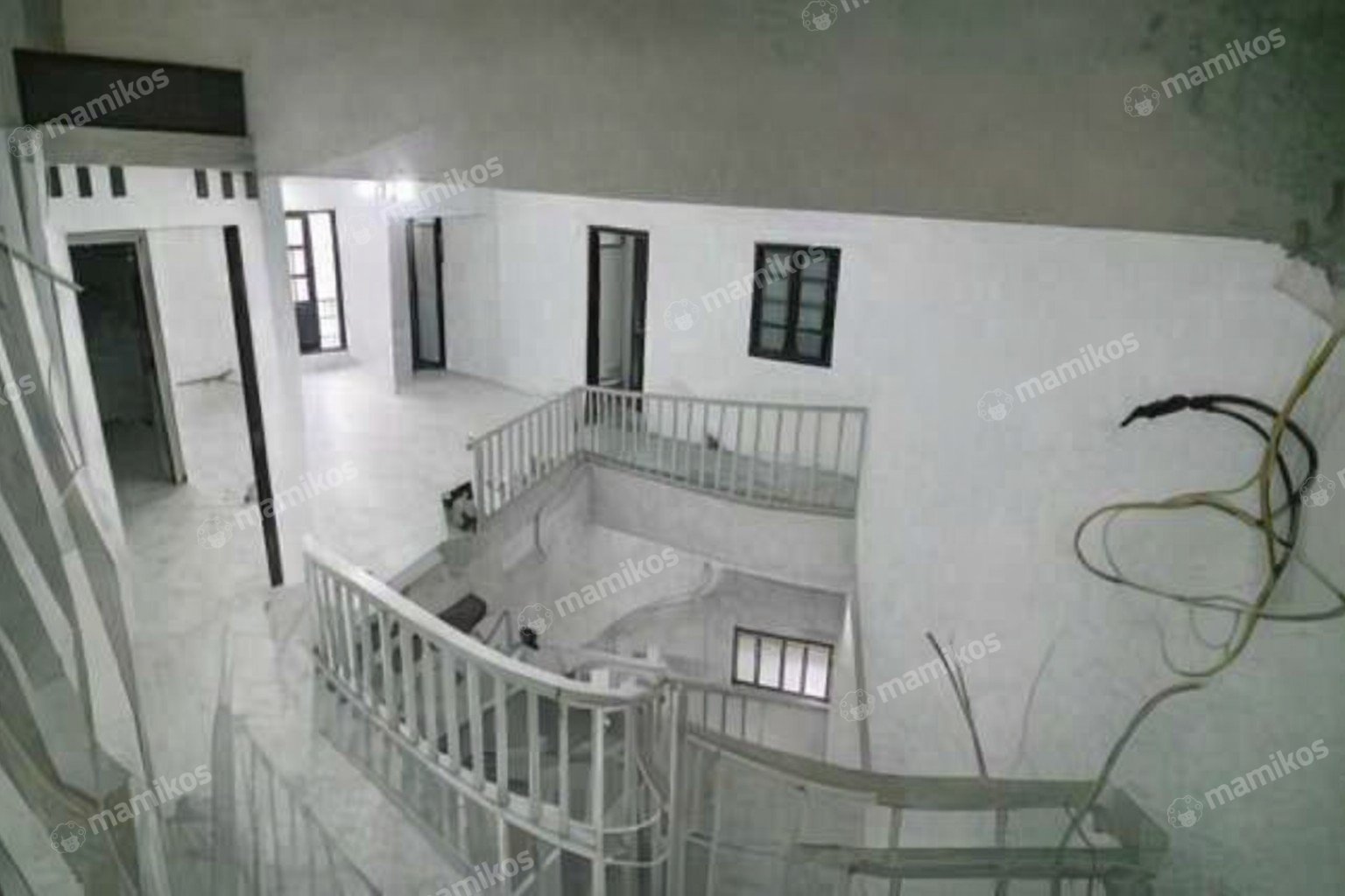 Rumah Sertifikat SHM 4 Kamar Tidur 3 Kamar Mandi Duren Sawit Jakarta Timur - Photo 5