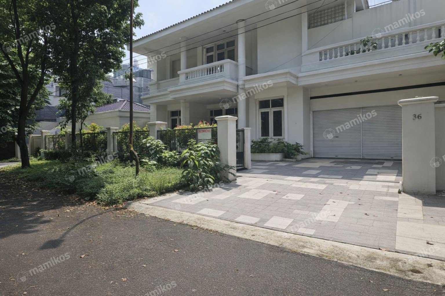 Rumah Sertifikat HGB 5 Kamar Tidur 4 Kamar Mandi Pondok Indah Jakarta Selatan