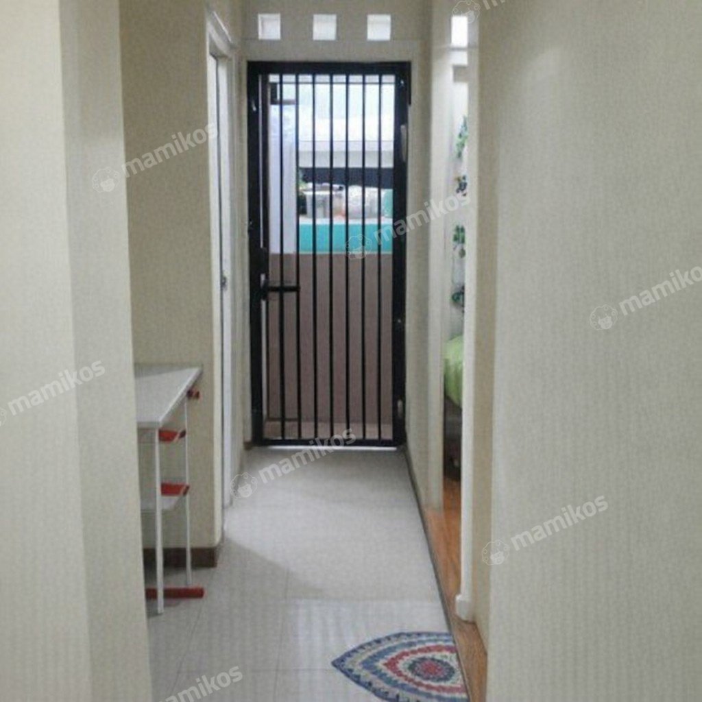 Rumah Sertifikat SHM 23 Kamar Tidur 14 Kamar Mandi Tanjung Duren Jakarta Barat - Photo 3