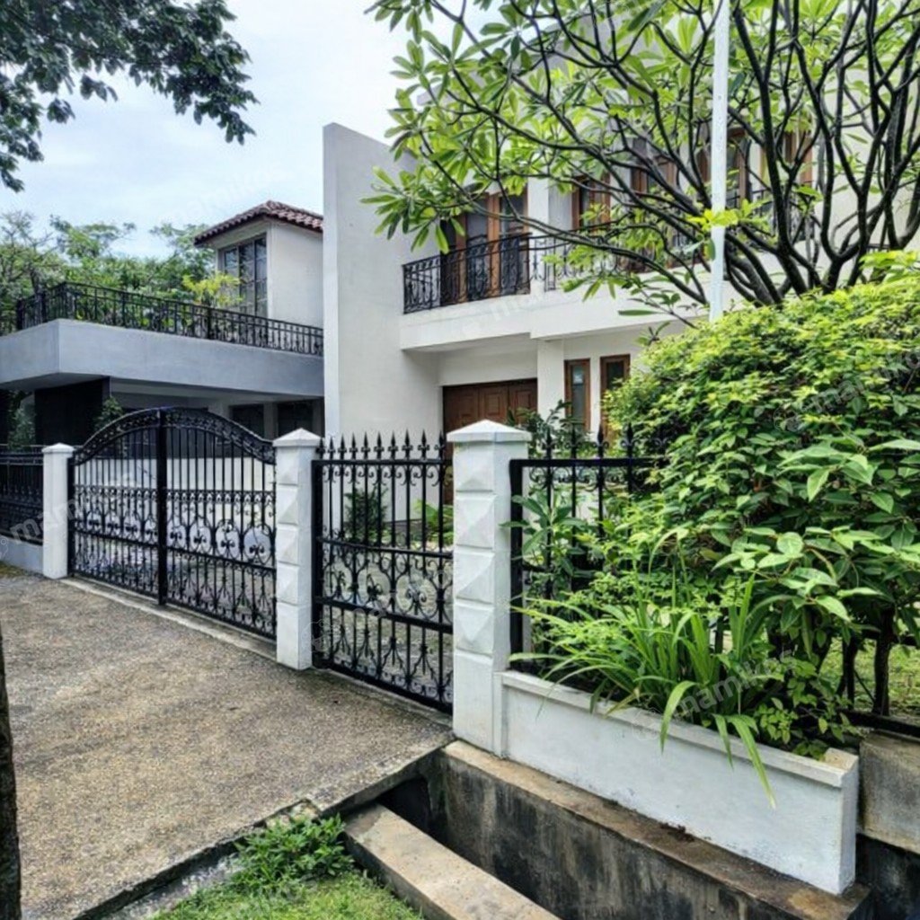 Rumah Sertifikat SHM 4 Kamar Tidur 5 Kamar Mandi Cibubur Jakarta Timur - Photo 4