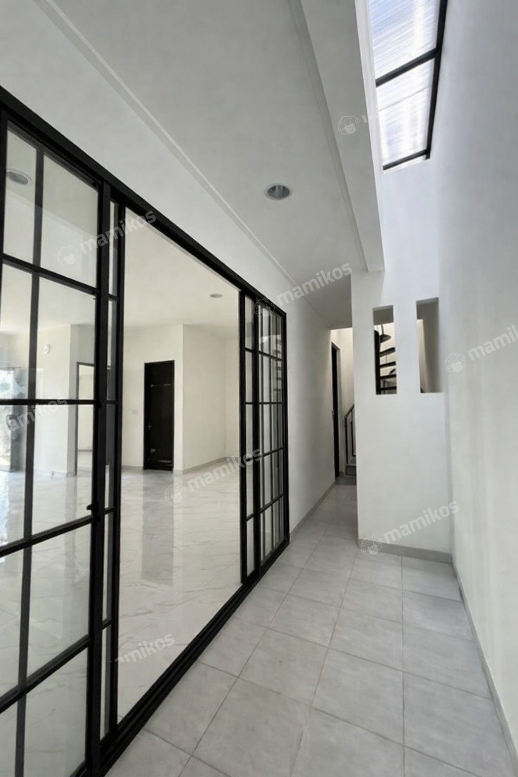 Rumah Sertifikat PPJB 3 Kamar Tidur 3 Kamar Mandi Pantai Indah Kapuk 2 Jakarta Utara - Photo 4