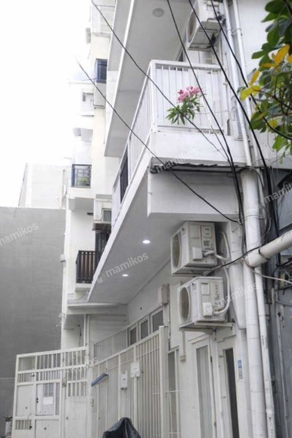 Rumah Sertifikat SHM 16 Kamar Tidur 17 Kamar Mandi Tanjung Duren Jakarta Barat - Photo 4